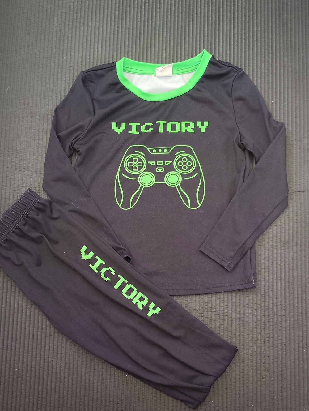 SHEIN Black and Neon Green Victory Gamer Kids Pajama Set